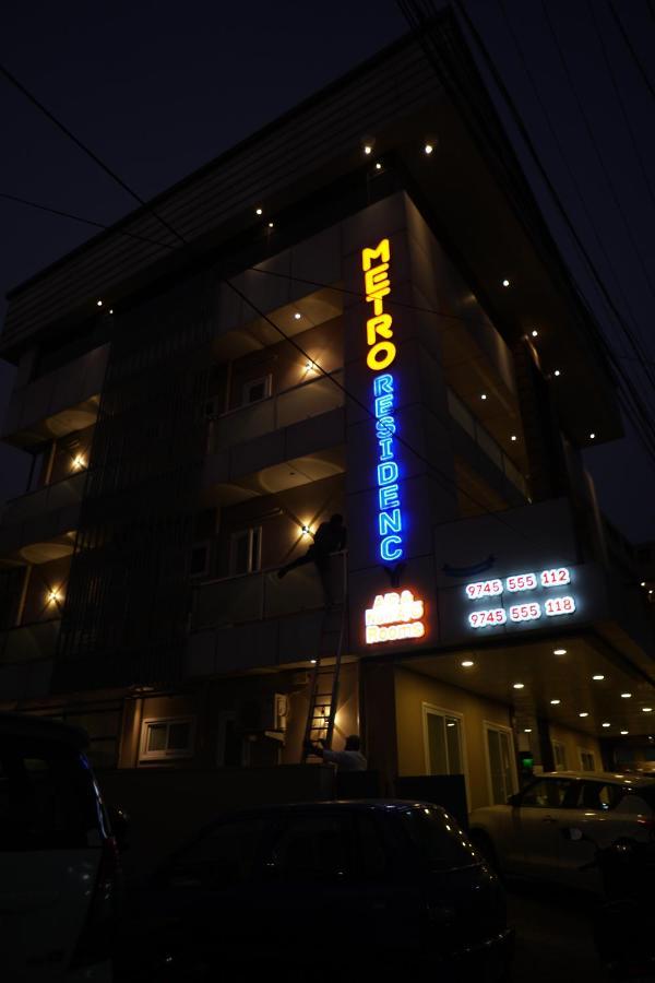 Metro Residency Hotel Kochi Ngoại thất bức ảnh