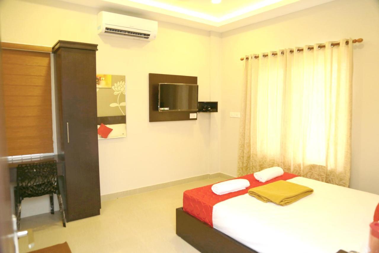 Metro Residency Hotel Kochi Ngoại thất bức ảnh
