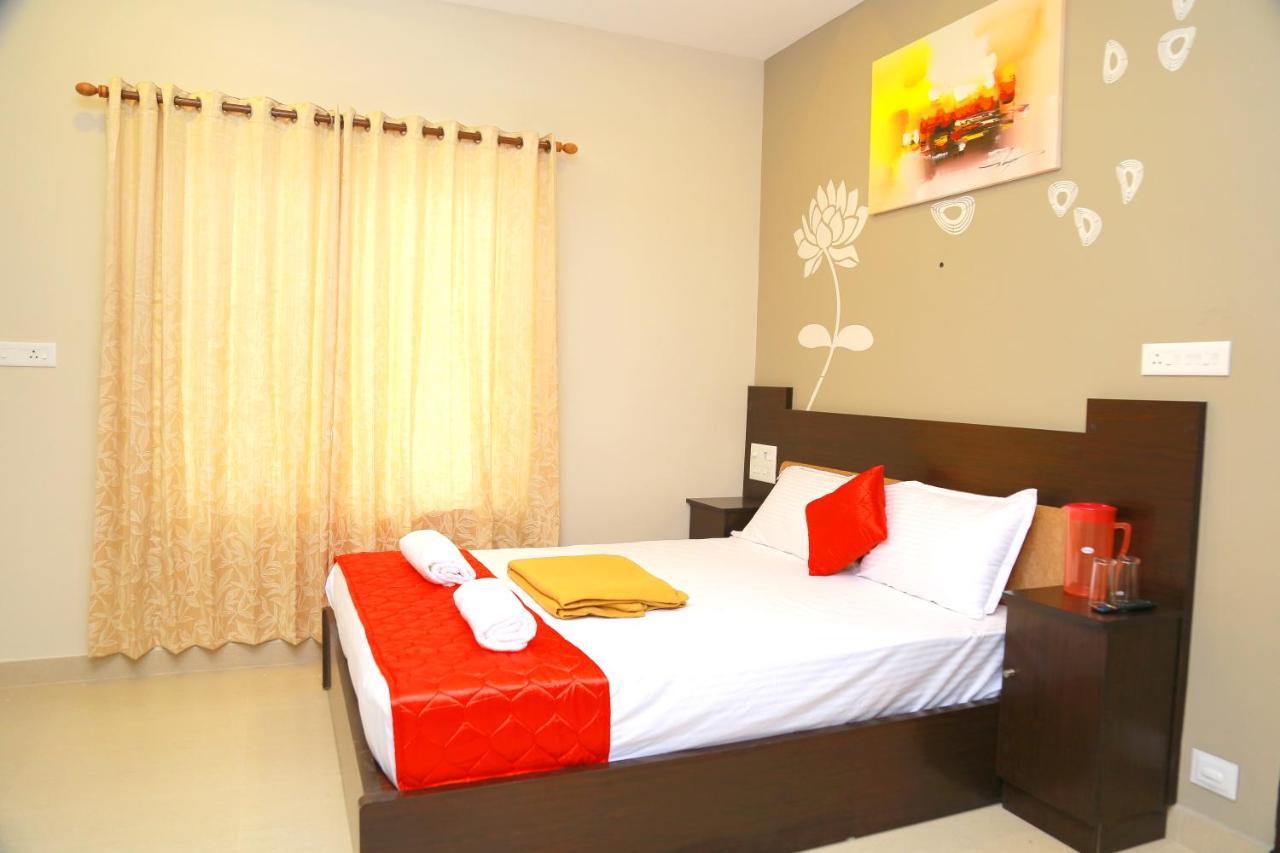 Metro Residency Hotel Kochi Ngoại thất bức ảnh
