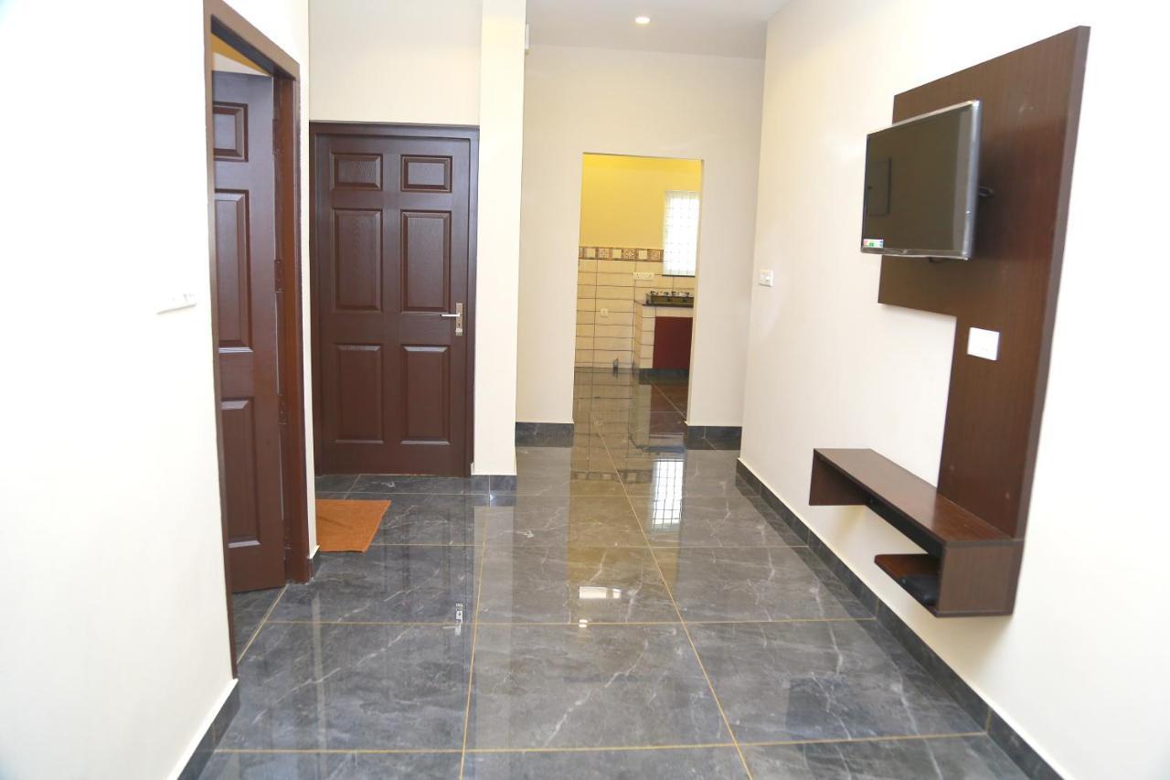 Metro Residency Hotel Kochi Ngoại thất bức ảnh