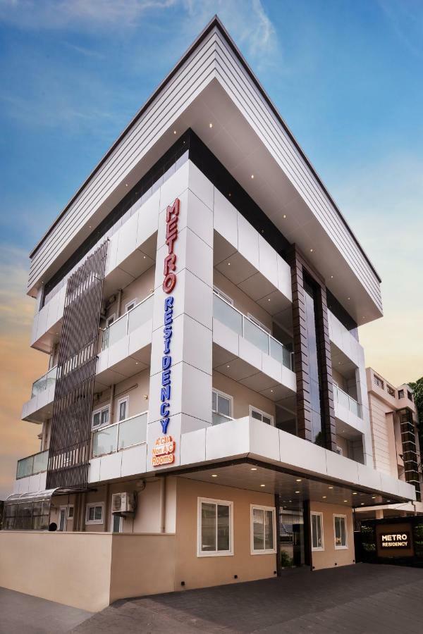 Metro Residency Hotel Kochi Ngoại thất bức ảnh