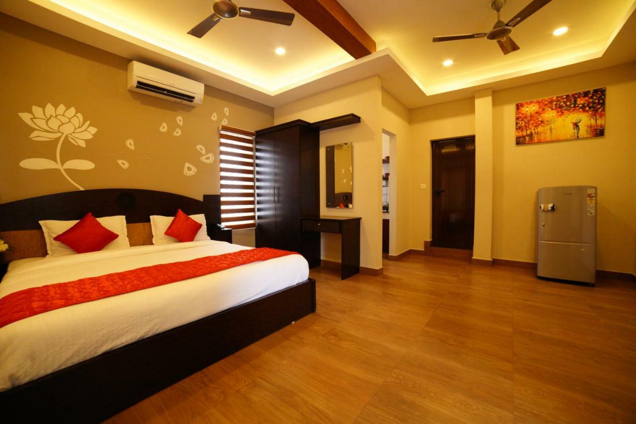 Metro Residency Hotel Kochi Ngoại thất bức ảnh